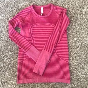 Lululemon swiftly tech long sleeve crew size 10